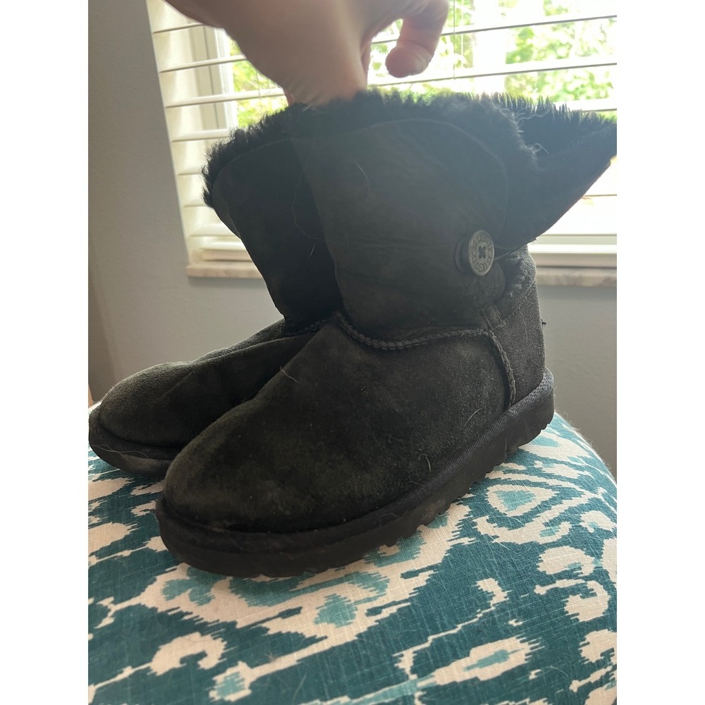 UGG Mini Bailey Button Boots Black Suede Shearling Winter Warm Size 4